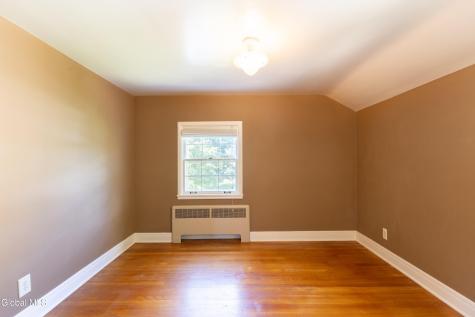 28 Douglas Road Delmar NY 12054
