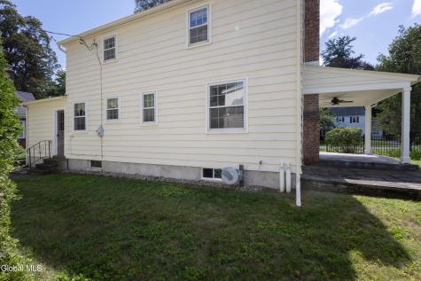 28 Douglas Road Delmar NY 12054