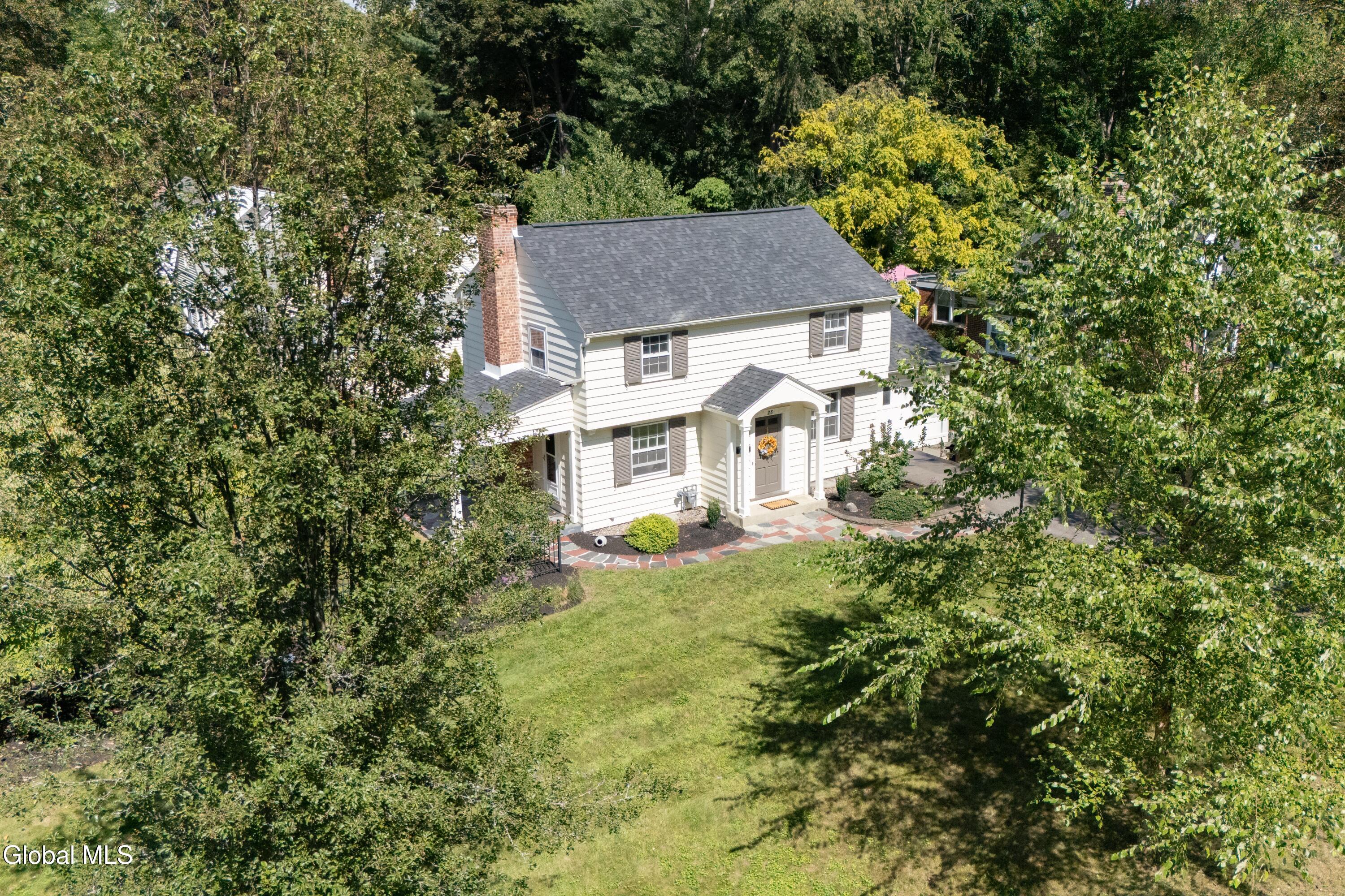 28 Douglas Road Delmar NY 12054