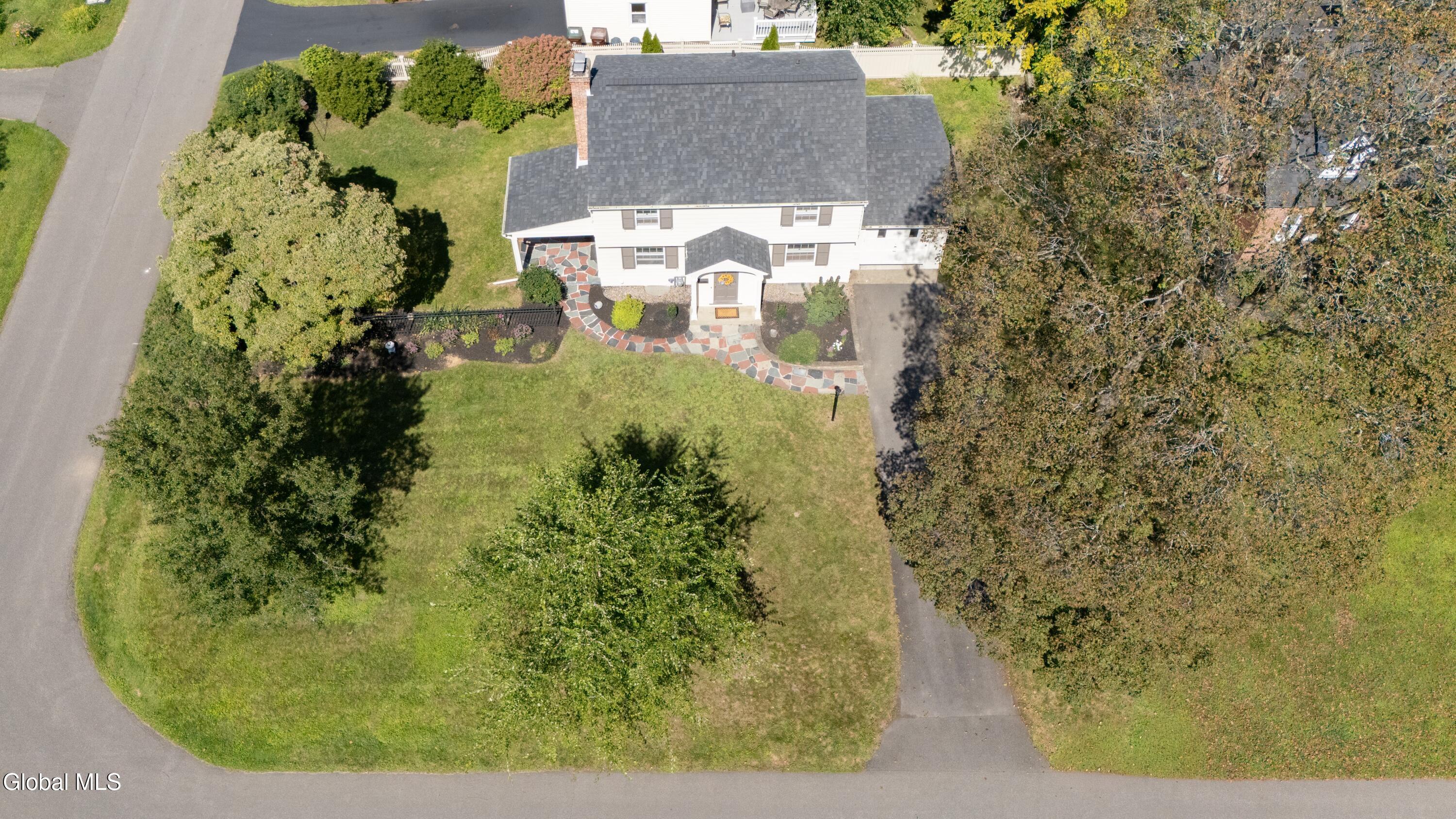 28 Douglas Road Delmar NY 12054