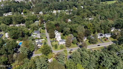 28 Douglas Road Delmar NY 12054