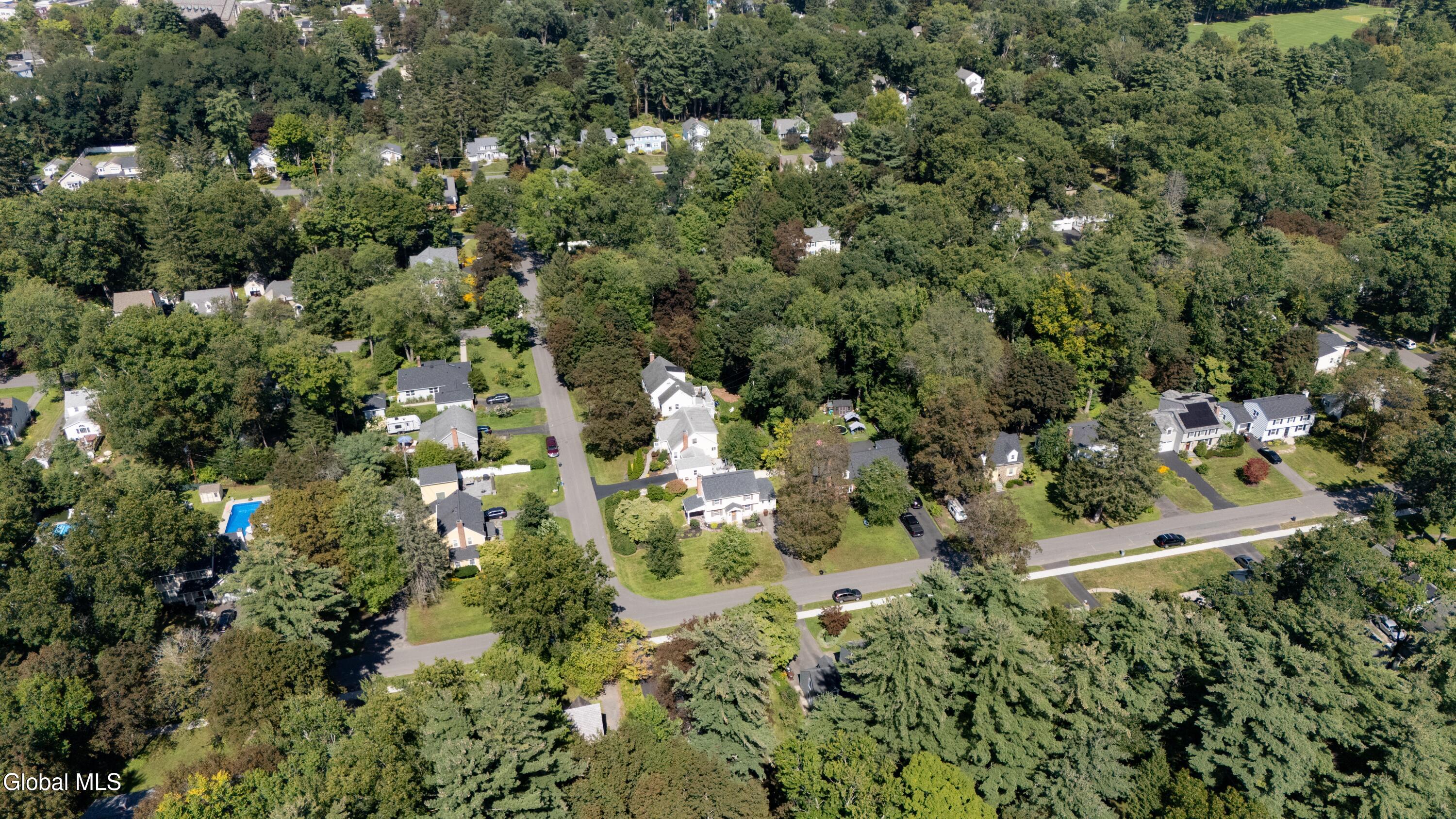 28 Douglas Road Delmar NY 12054