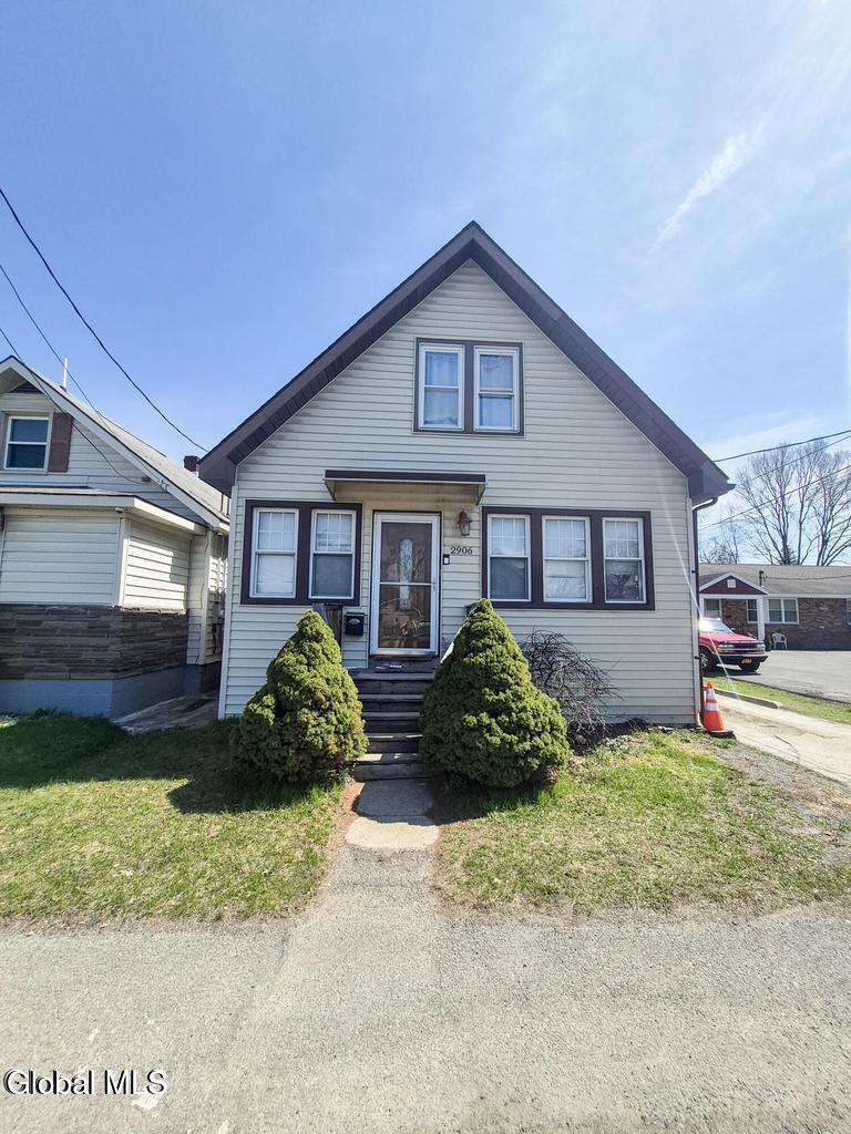 2906 Guilderland Avenue Rotterdam NY 12306