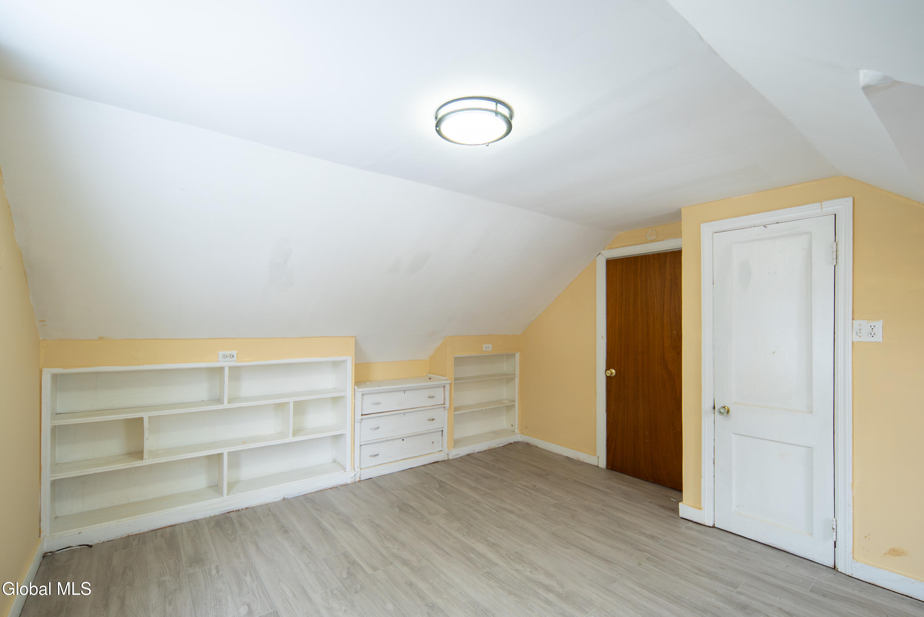 35 Conliss Avenue Albany NY 12047