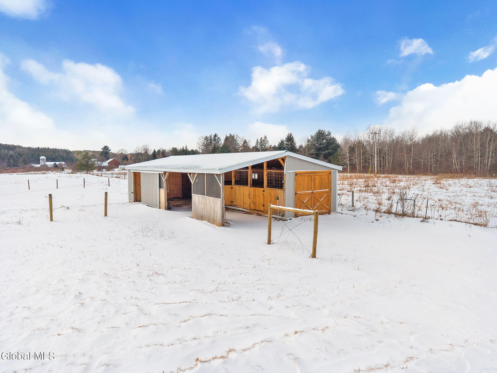 311 Corbin Hill Road Sprakers NY 12166
