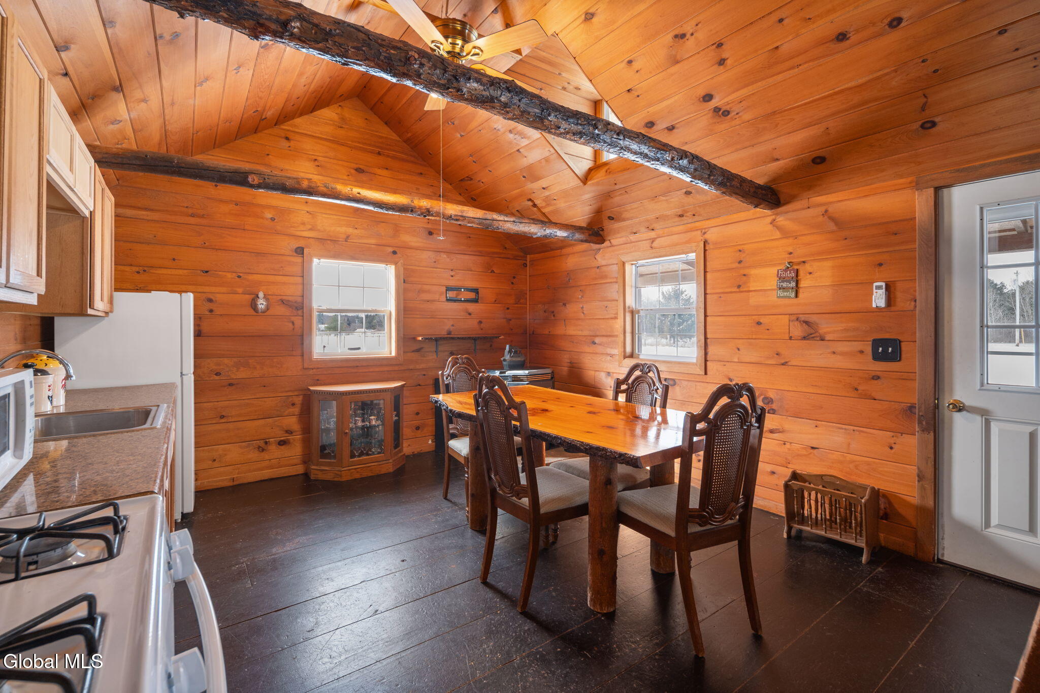 311 Corbin Hill Road Sprakers NY 12166