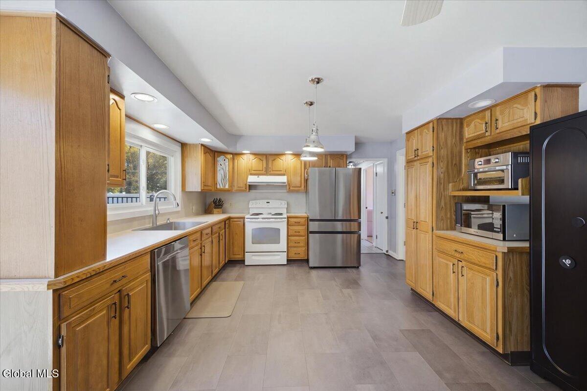 7 Owen Avenue Queensbury NY 12804