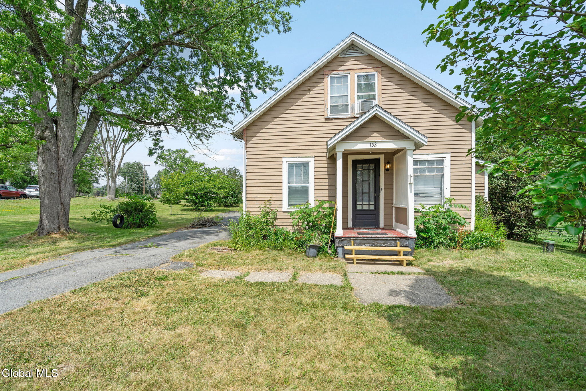 152 Charleston Street Esperance NY 12066