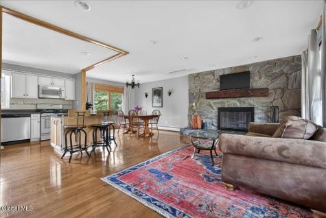 1107 Ballston Lake Road Clifton Park NY 12019