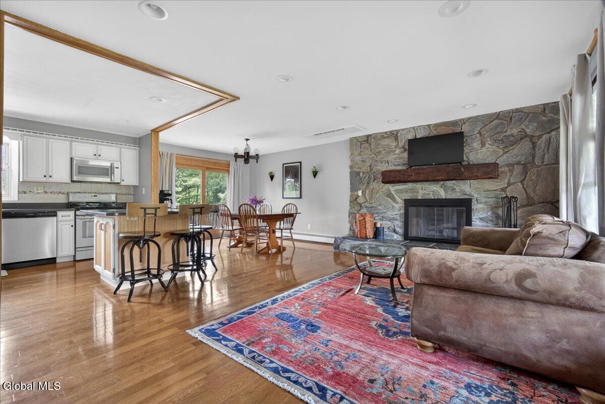 1107 Ballston Lake Road Clifton Park NY 12019