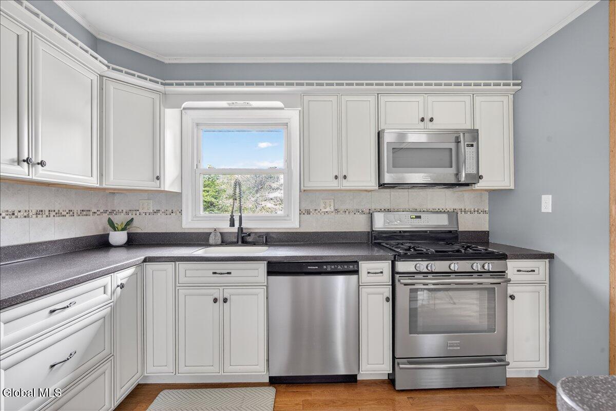 1107 Ballston Lake Road Clifton Park NY 12019