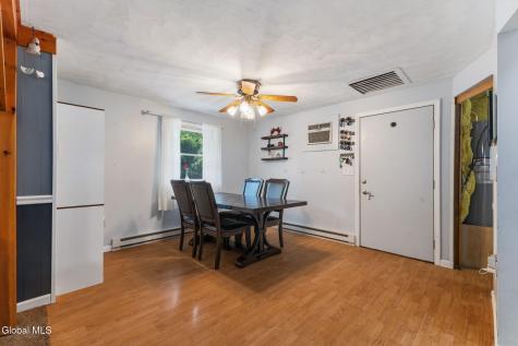 8 Michael Road Moreau NY 12828