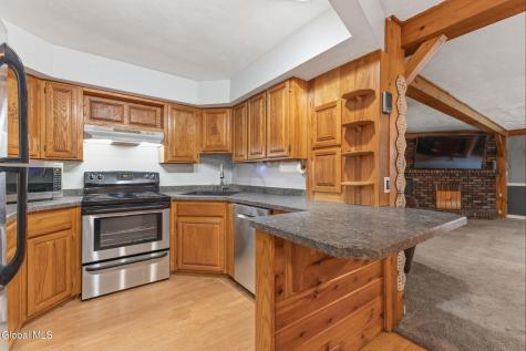 8 Michael Road Moreau NY 12828