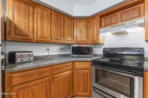 8 Michael Road Moreau NY 12828
