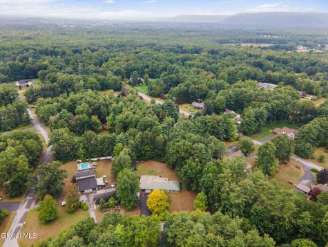 8 Michael Road Moreau NY 12828