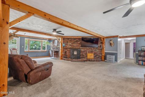 8 Michael Road Moreau NY 12828
