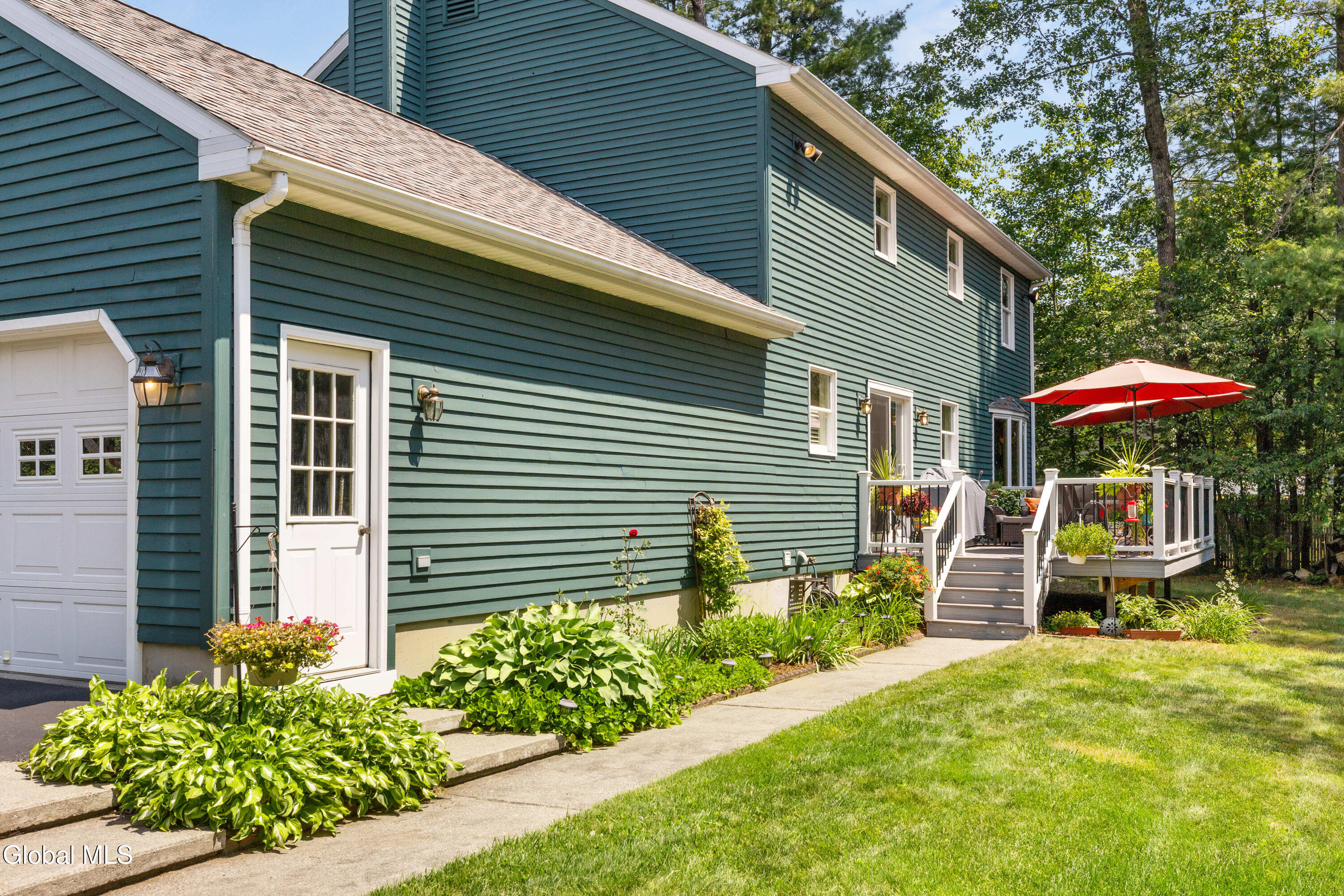 30 Algonquin Drive Queensbury NY 12804