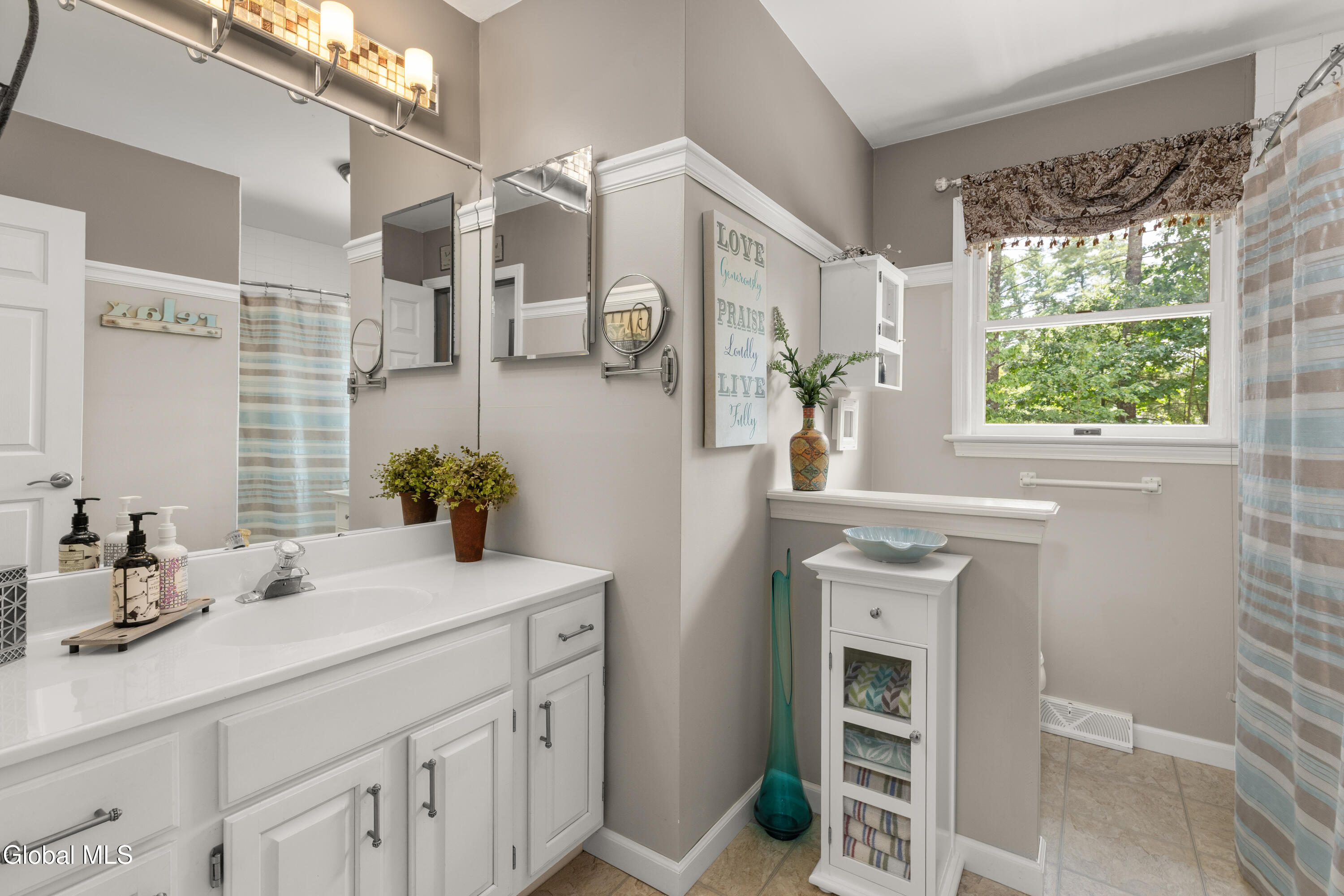 30 Algonquin Drive Queensbury NY 12804