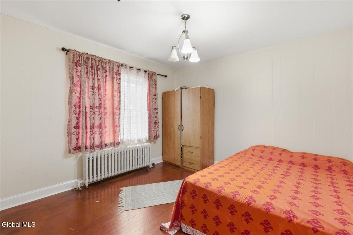 18 Roberts Lane Colonie NY 12110