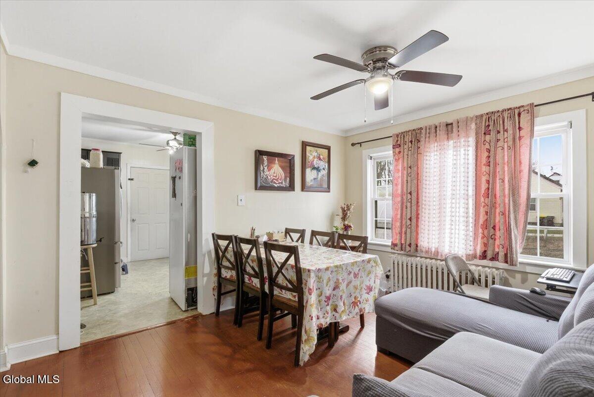 18 Roberts Lane Colonie NY 12110