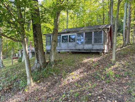 230 Death Rock Way Whitehall NY 12887