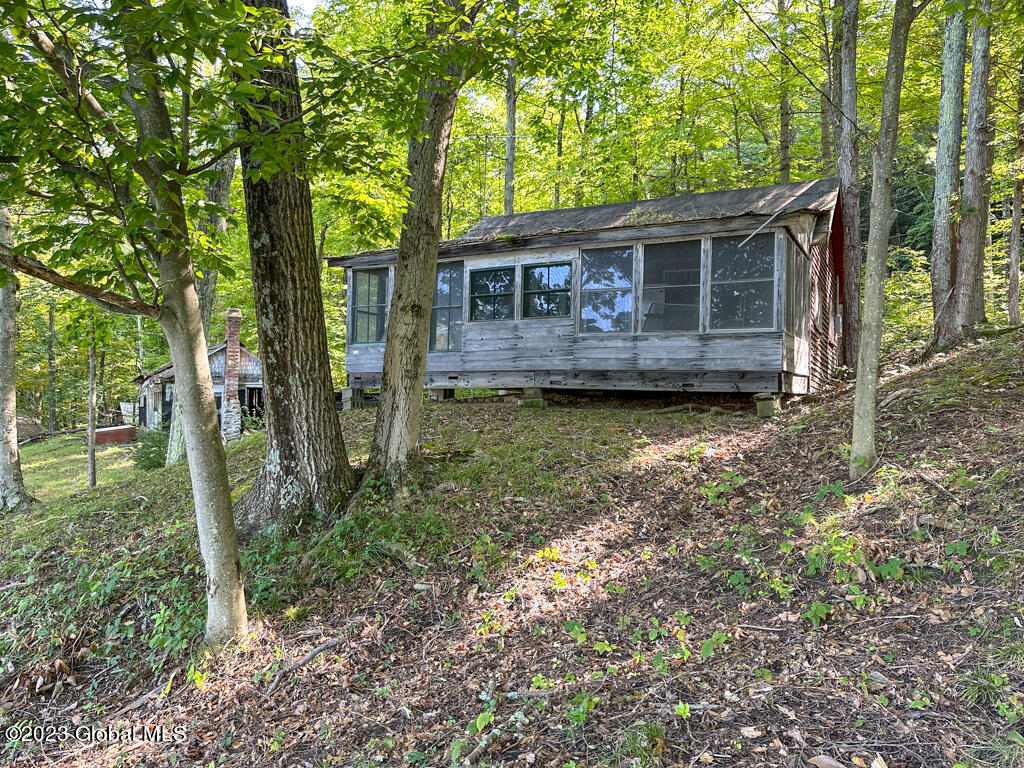 230 Death Rock Way Whitehall NY 12887