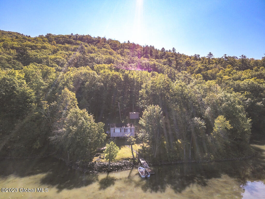 230 Death Rock Way Whitehall NY 12887