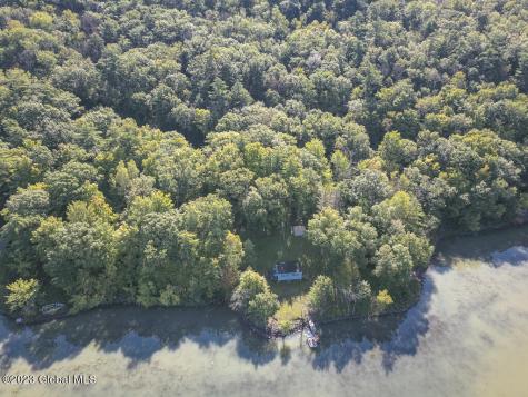 230 Death Rock Way Whitehall NY 12887