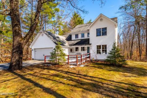 4 Wallingford Court Gansevoort NY 12831