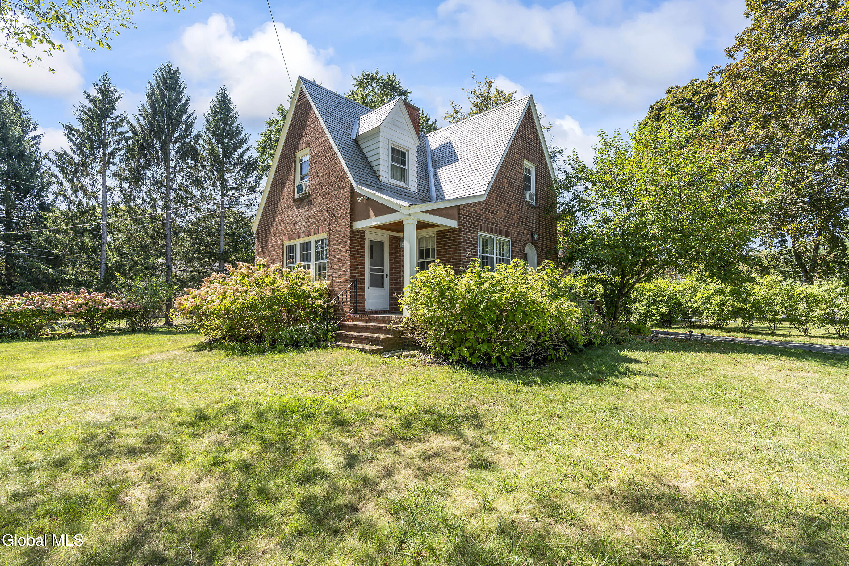 142 Kenwood Avenue Delmar NY 12054