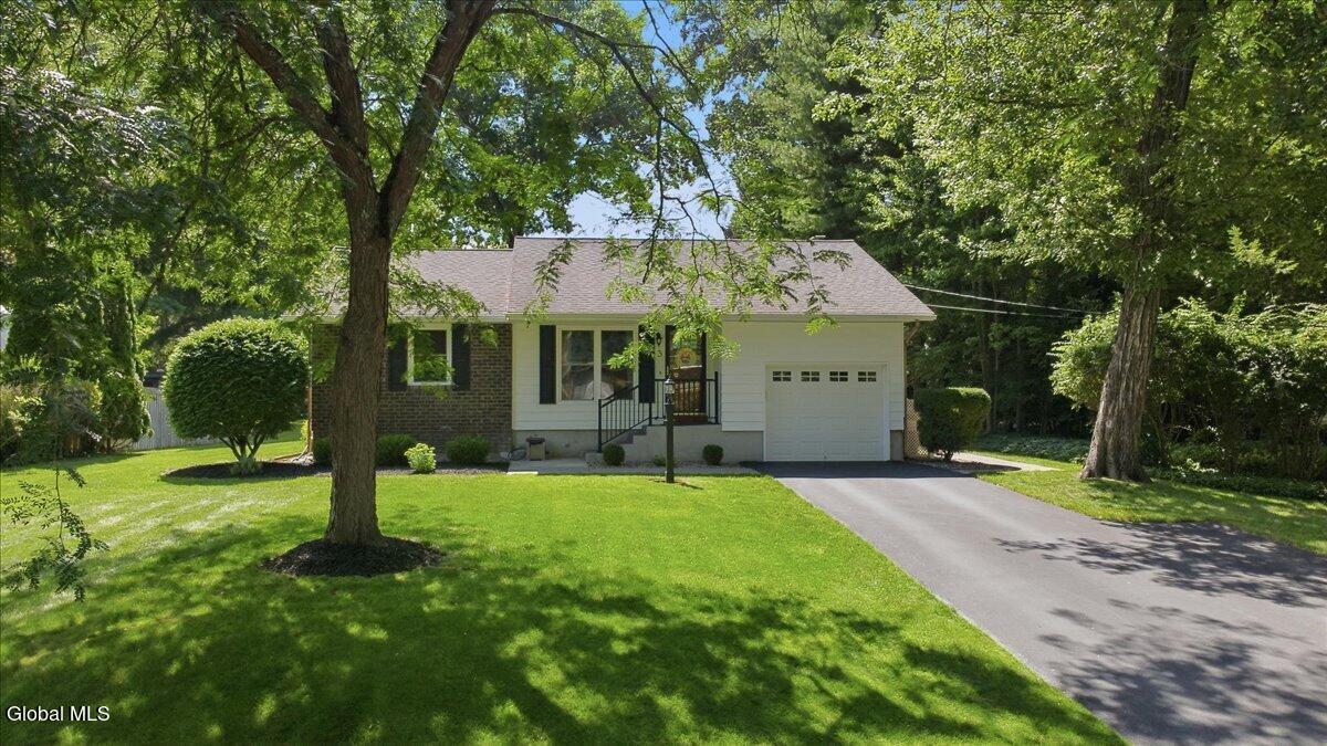 3 Sylvan Lane Clifton Park NY 12065