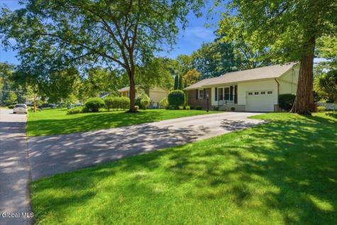 3 Sylvan Lane Clifton Park NY 12065