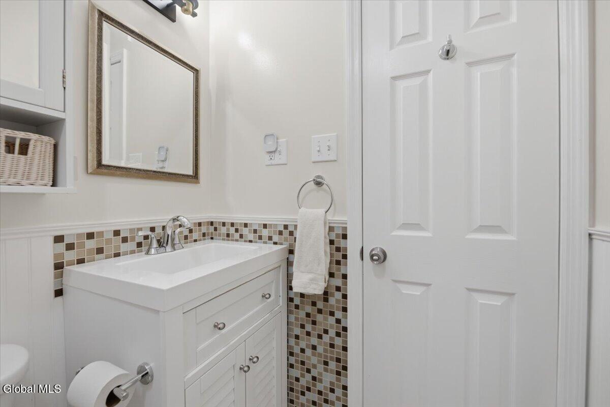 3 Sylvan Lane Clifton Park NY 12065
