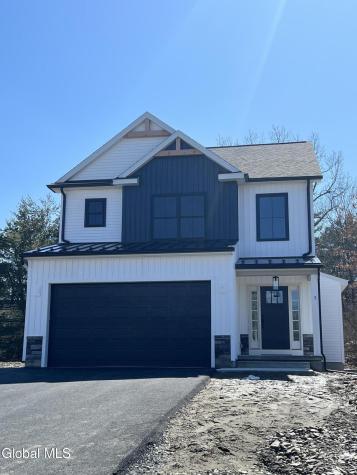 67 Guiliana Boulevard Wynantskill NY 12198