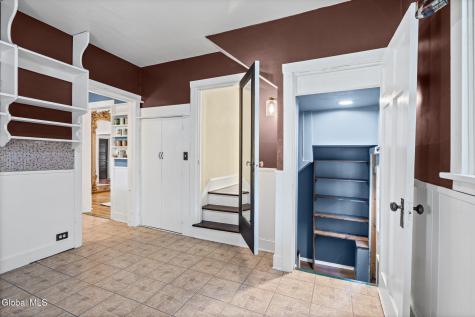 521 Mercer Street Albany NY 12208
