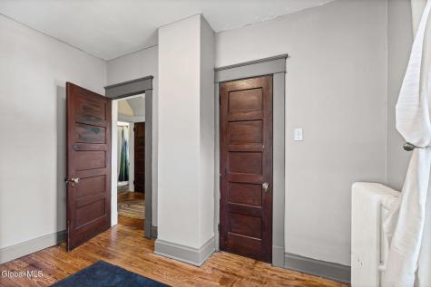 521 Mercer Street Albany NY 12208