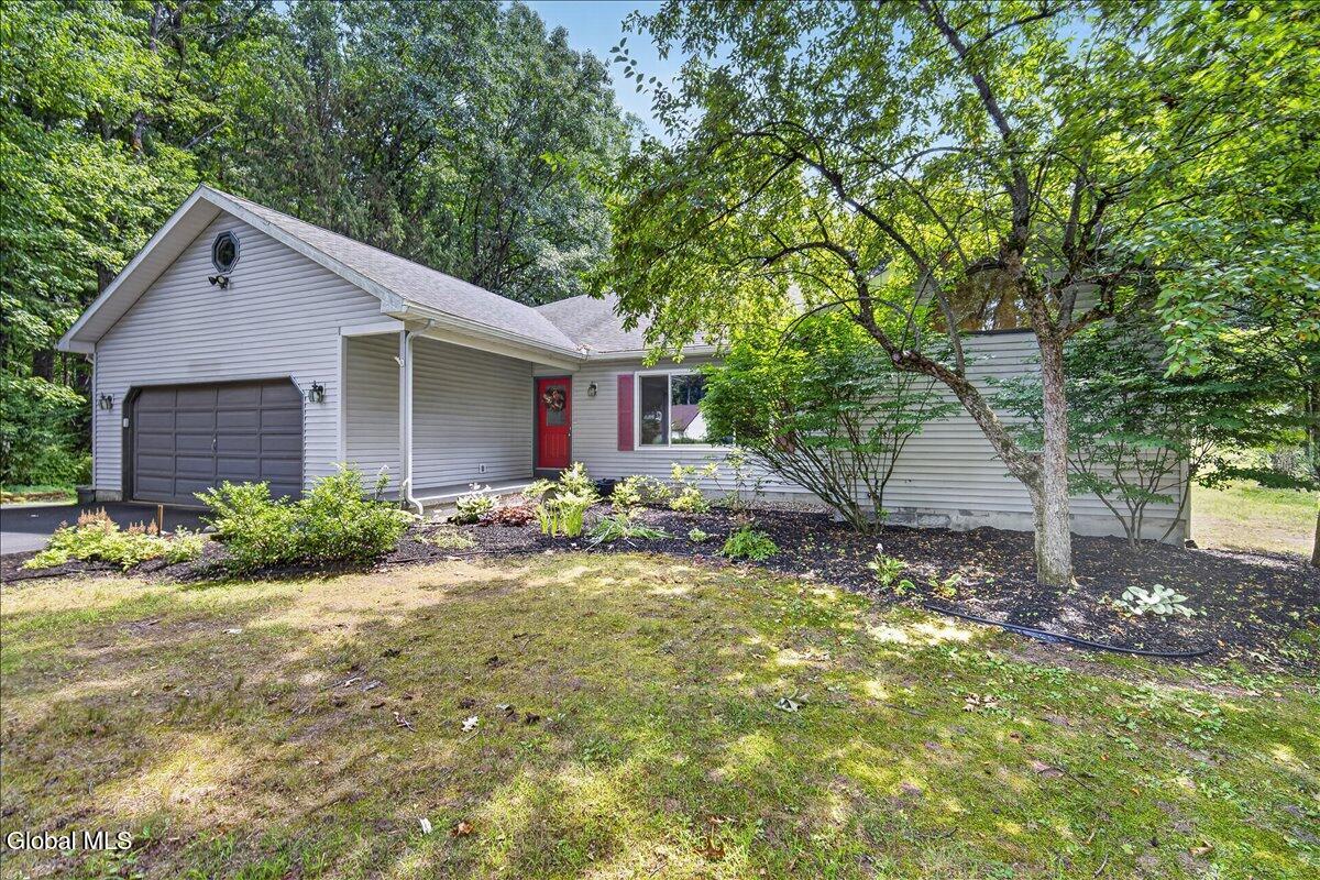 21 Knollwood Drive Saratoga Springs NY 12866