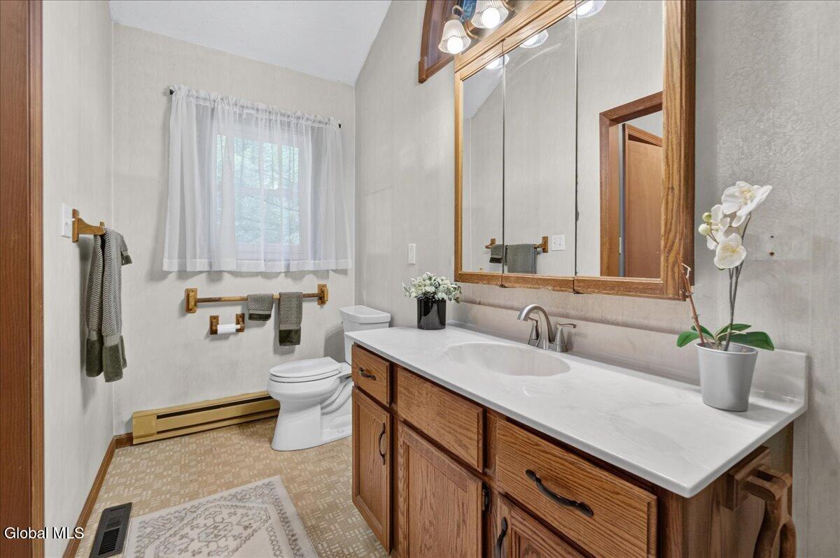 21 Knollwood Drive Saratoga Springs NY 12866