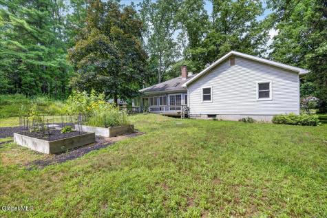 21 Knollwood Drive Saratoga Springs NY 12866