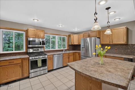 21 Knollwood Drive Saratoga Springs NY 12866