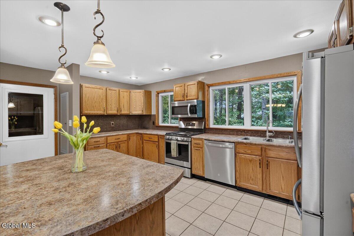 21 Knollwood Drive Saratoga Springs NY 12866