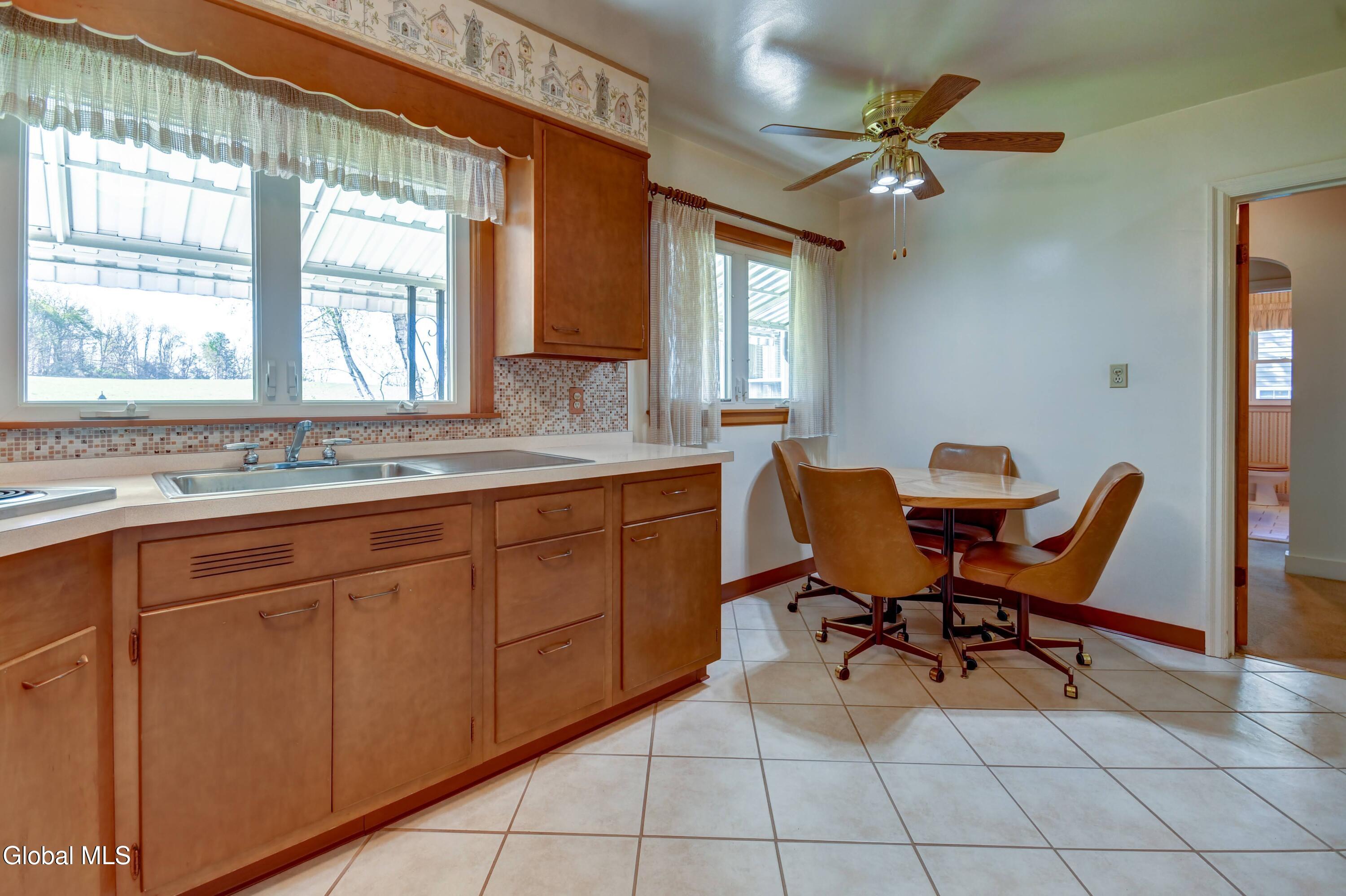 450 S Kingsboro Avenue Johnstown NY 12095