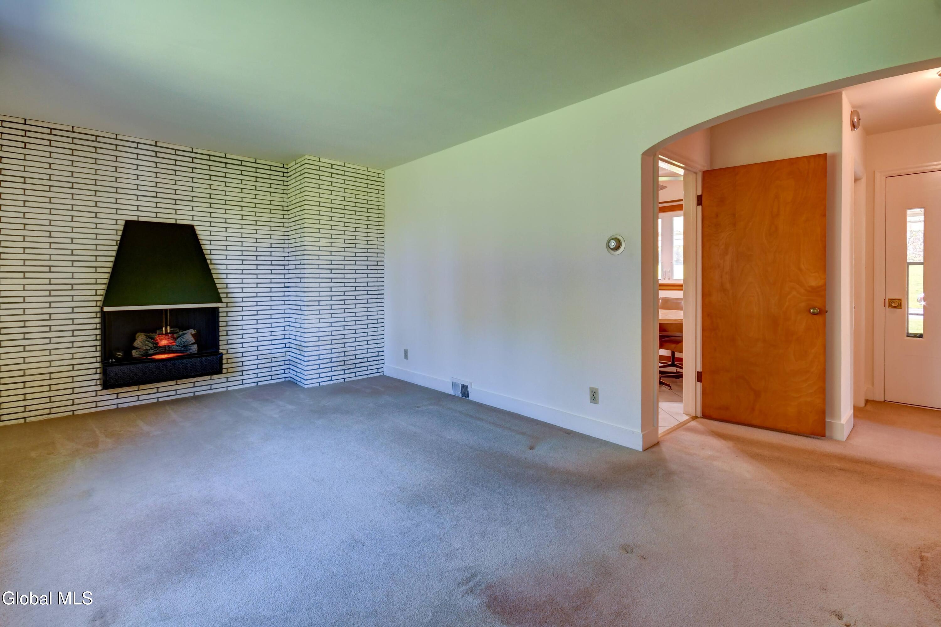 450 S Kingsboro Avenue Johnstown NY 12095