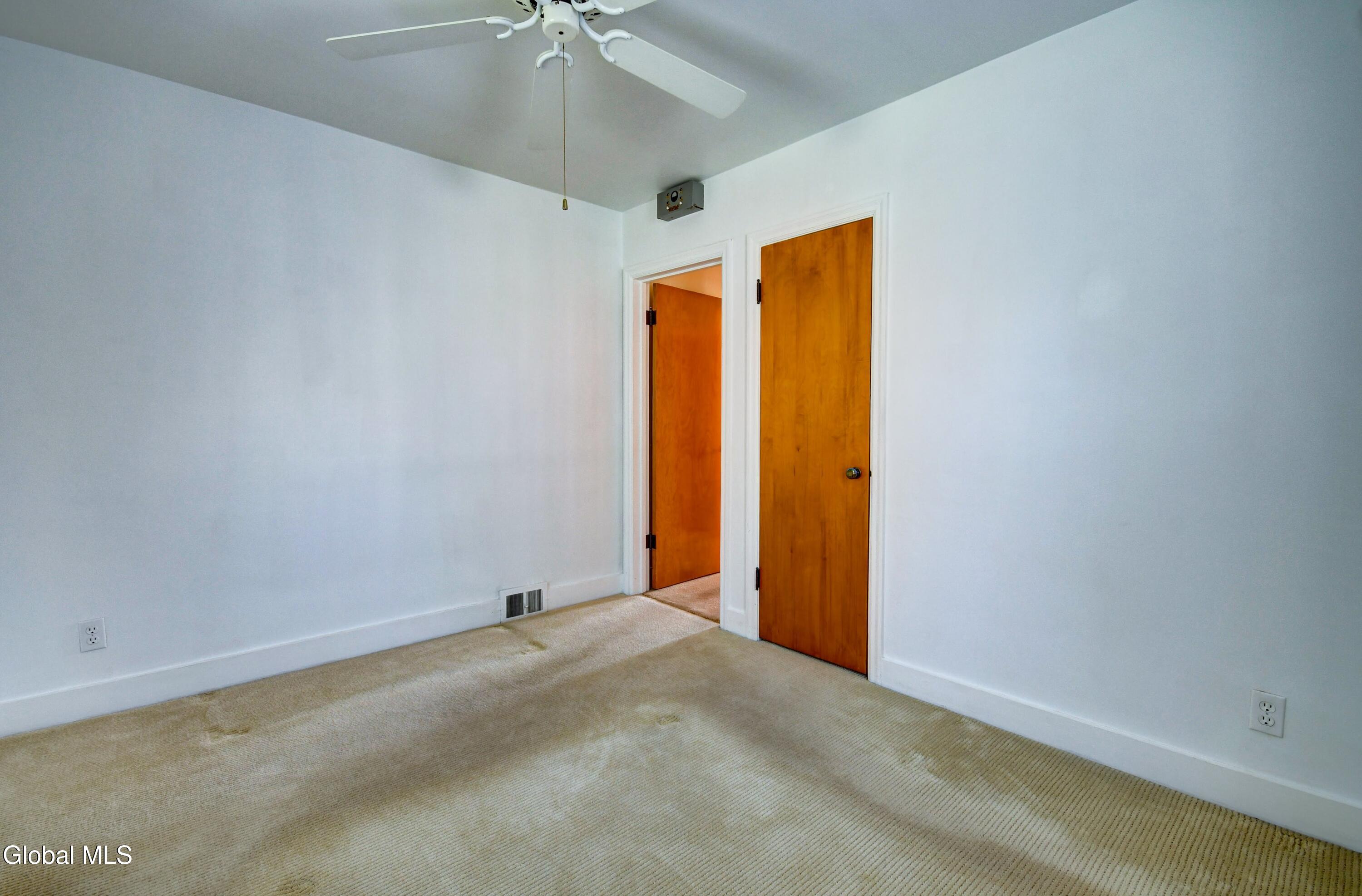 450 S Kingsboro Avenue Johnstown NY 12095