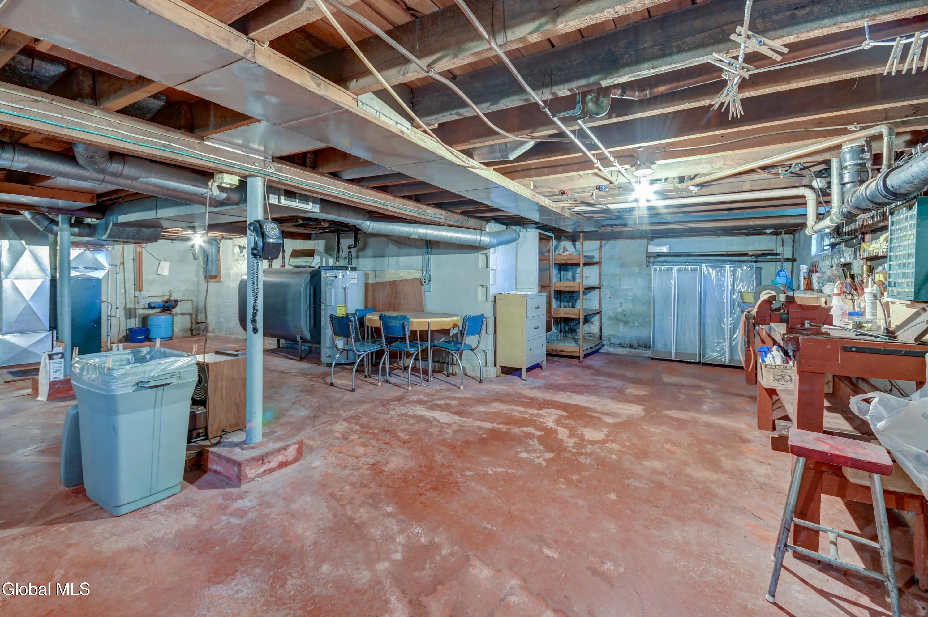 450 S Kingsboro Avenue Johnstown NY 12095