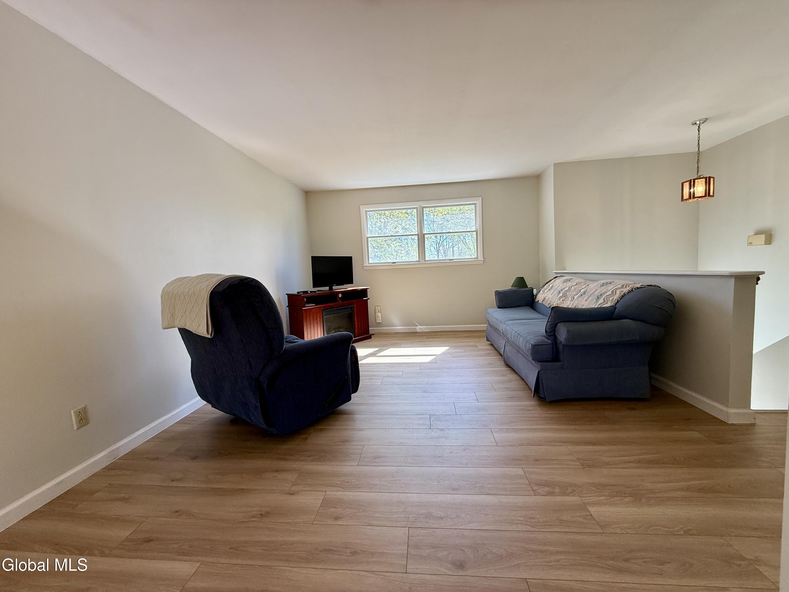 8 Kimberly Lane Moreau NY 12828