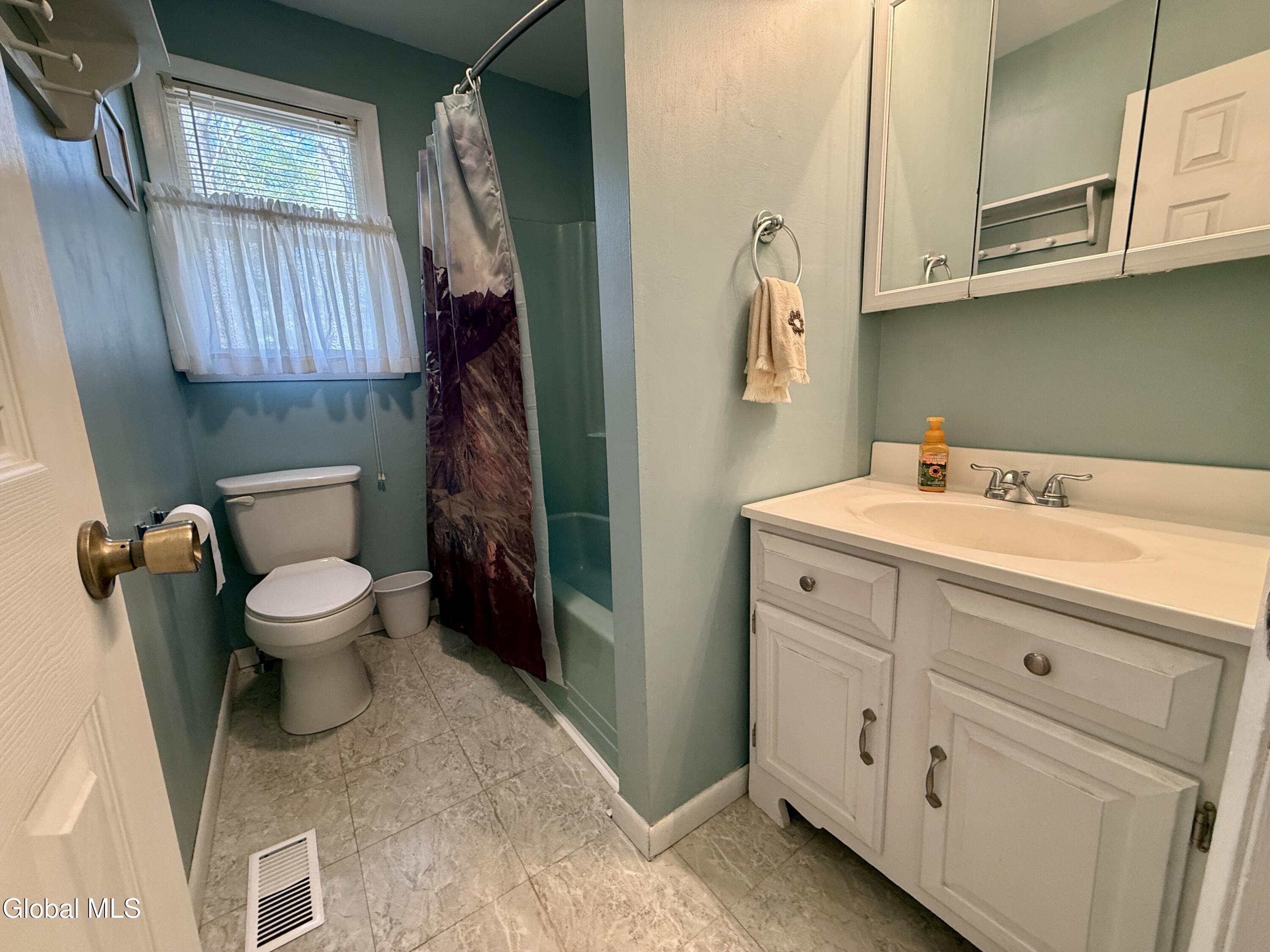 8 Kimberly Lane Moreau NY 12828