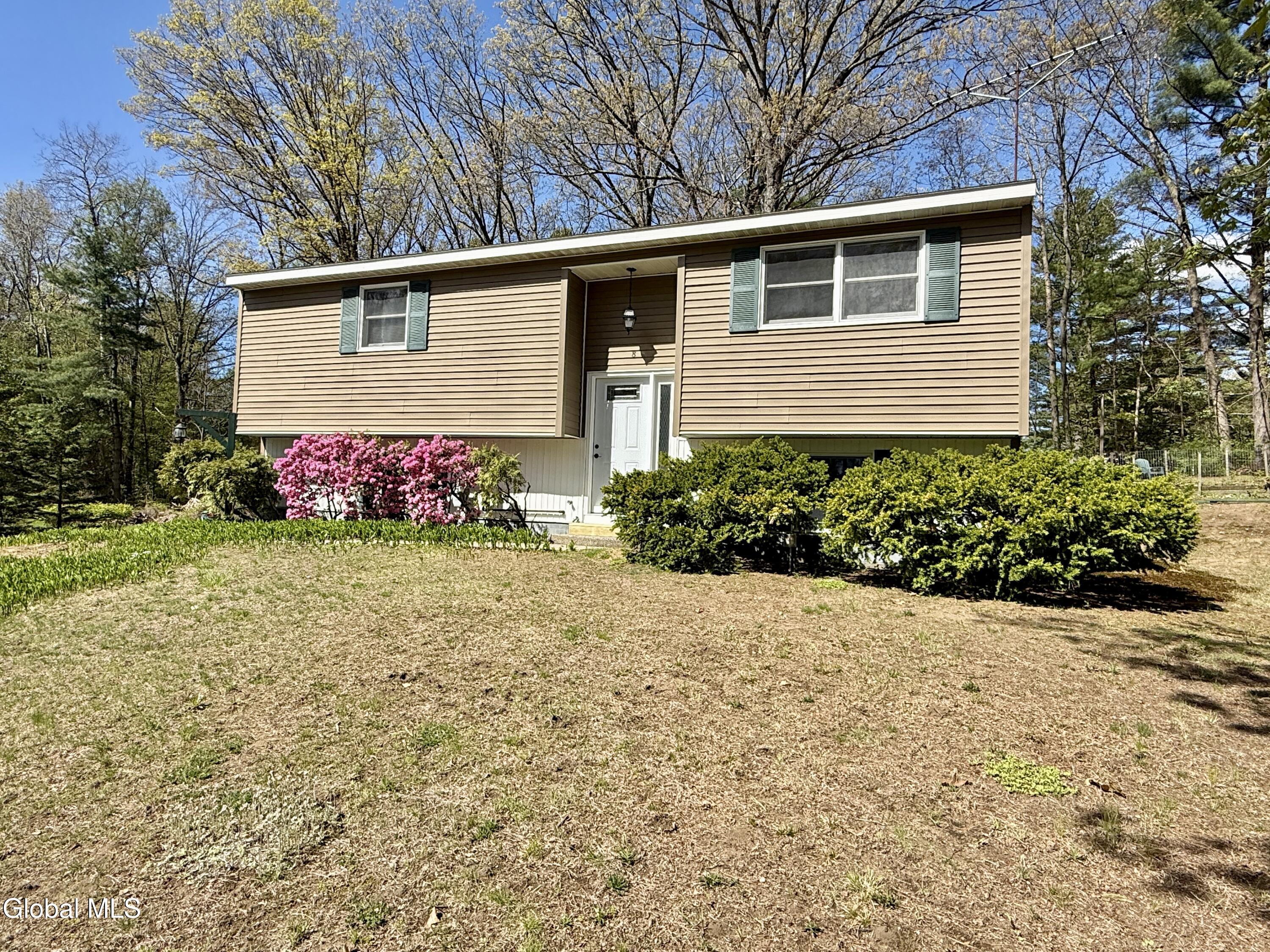 8 Kimberly Lane Moreau NY 12828