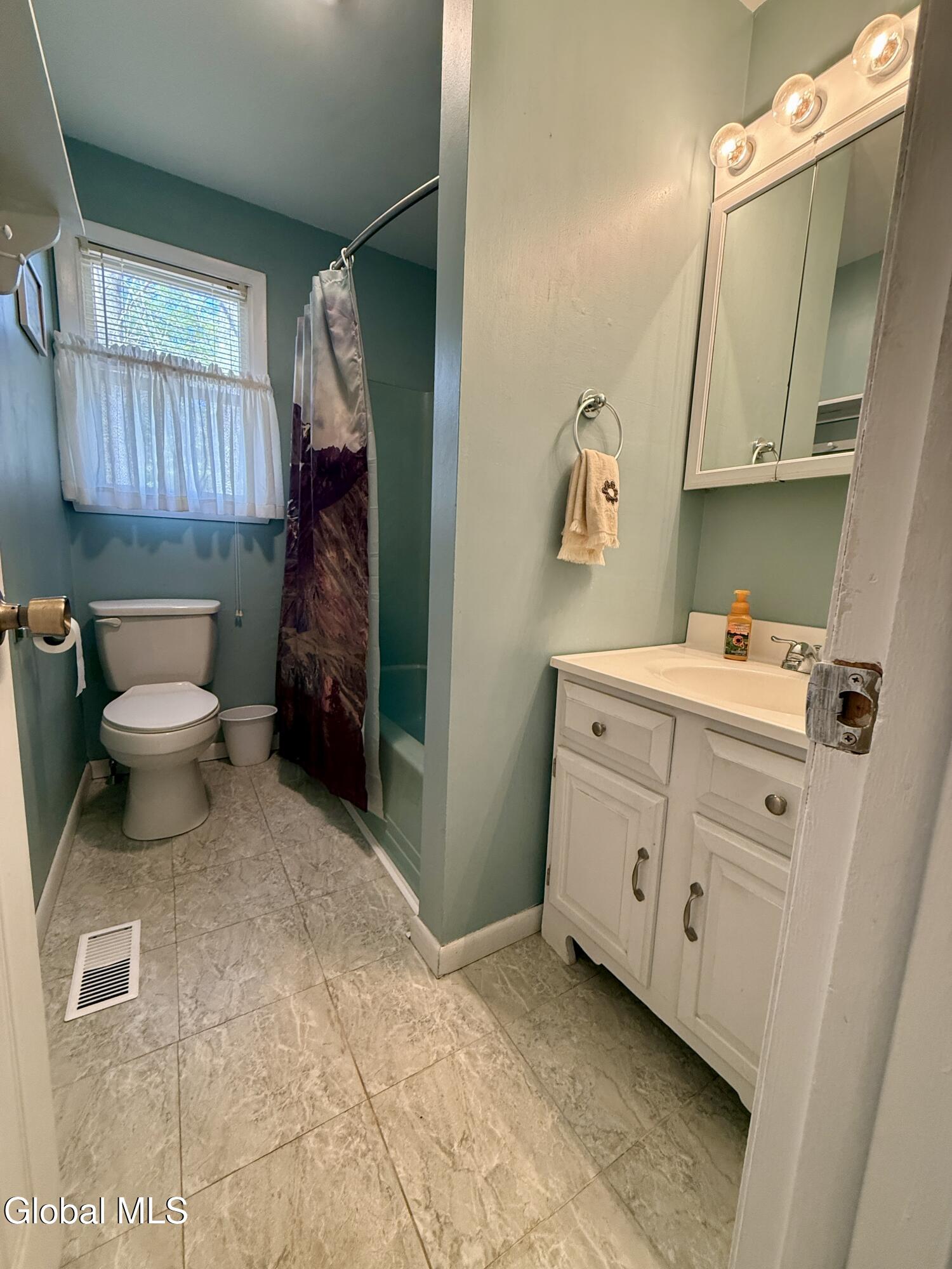8 Kimberly Lane Moreau NY 12828