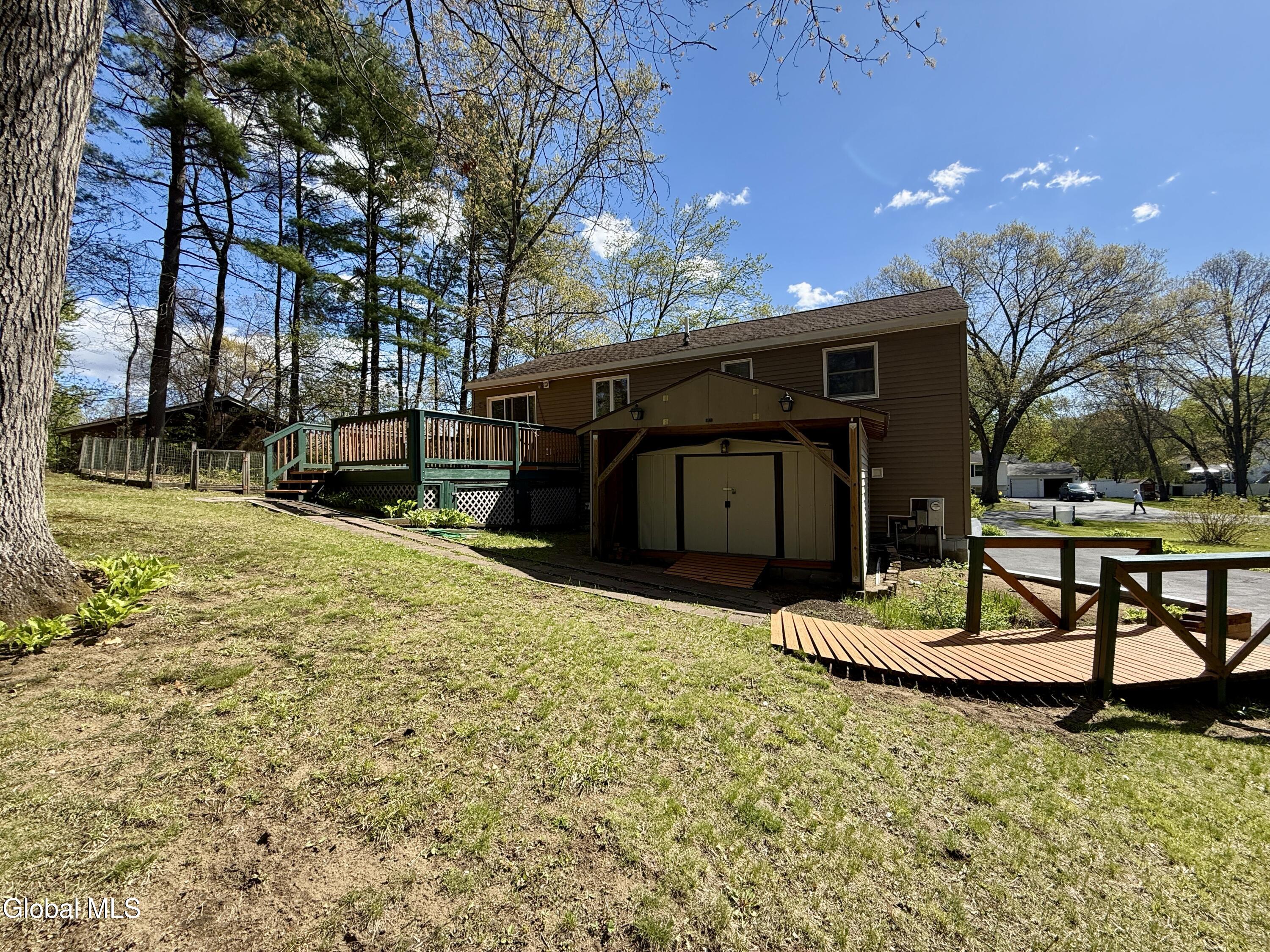 8 Kimberly Lane Moreau NY 12828